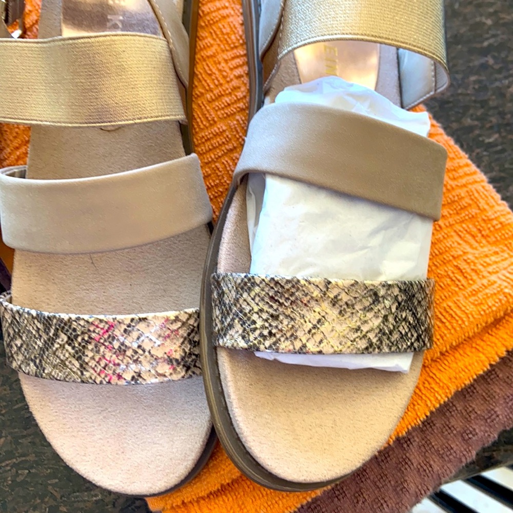 New ANNE KLEIN sandals